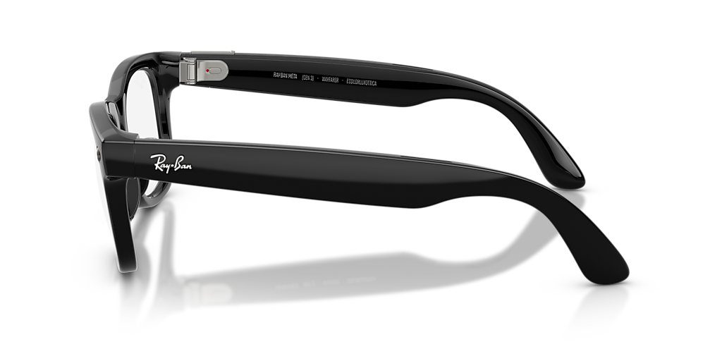 Ray-Ban Meta Gen 3 Wayfarer seitlich mit Kamera und Bügeltechnik